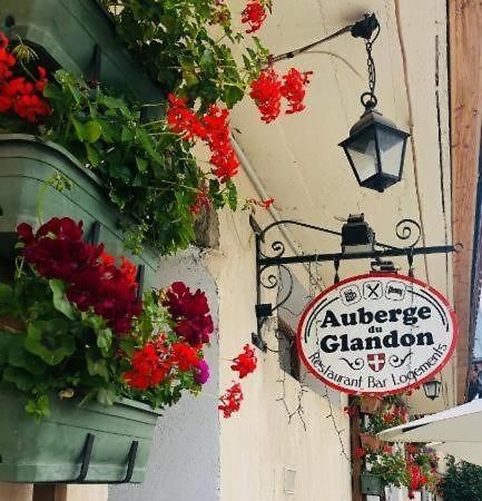 Auberge Du Glandon Saint-Colomban-des-Villards Exterior foto